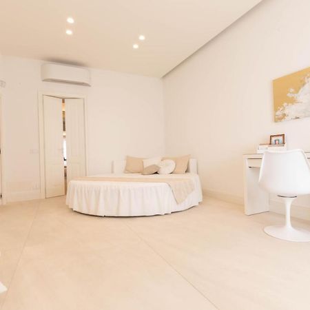 Anais Luxury Apartment - Catania Centro Luaran gambar
